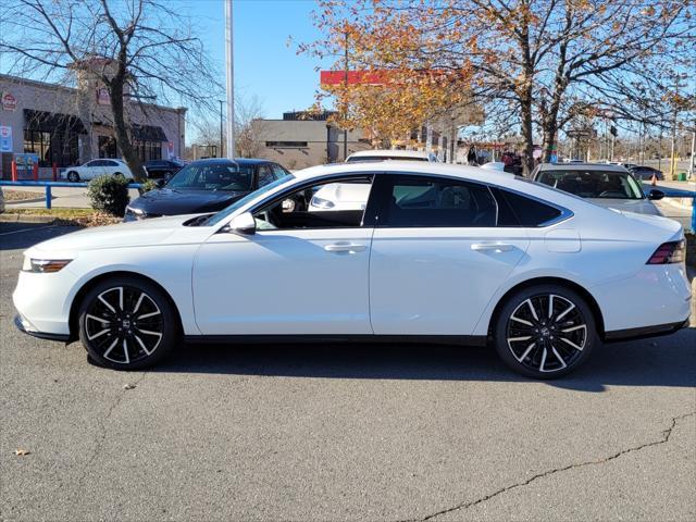 new 2025 Honda Accord Hybrid car, priced at $39,097