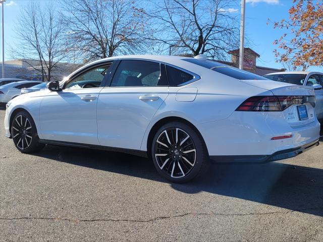 new 2025 Honda Accord Hybrid car, priced at $39,097