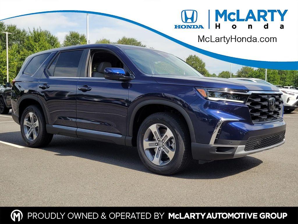 new 2025 Honda Pilot car, priced at $45,725
