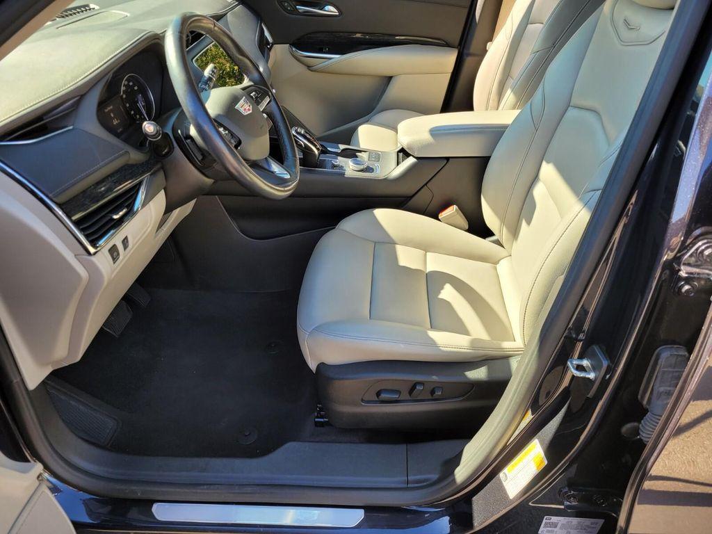 used 2023 Cadillac XT4 car, priced at $24,290