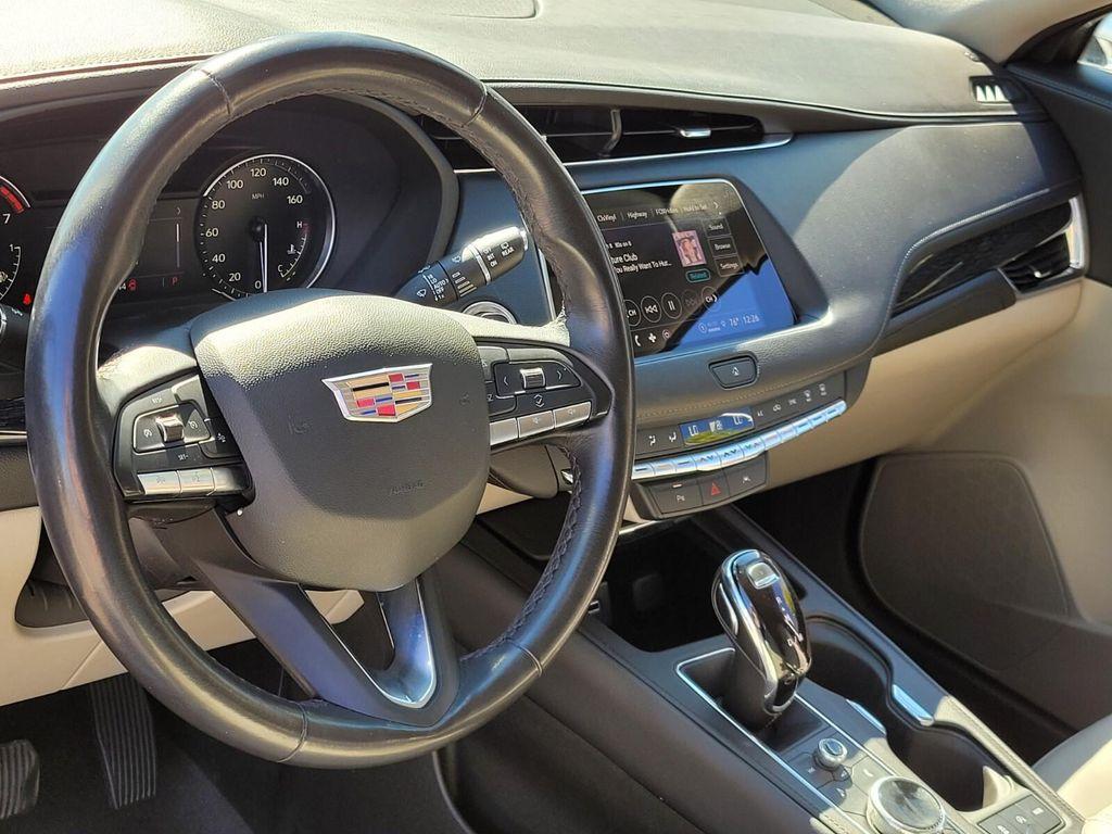 used 2023 Cadillac XT4 car, priced at $24,290