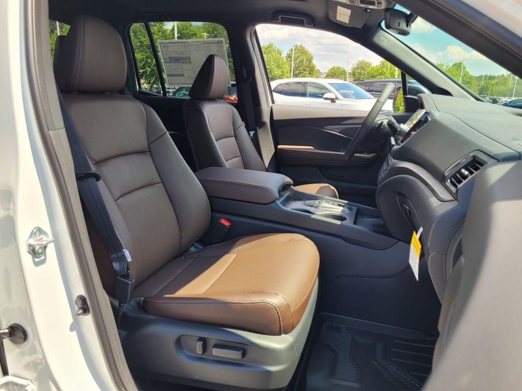 new 2025 Honda Ridgeline car, priced at $42,293