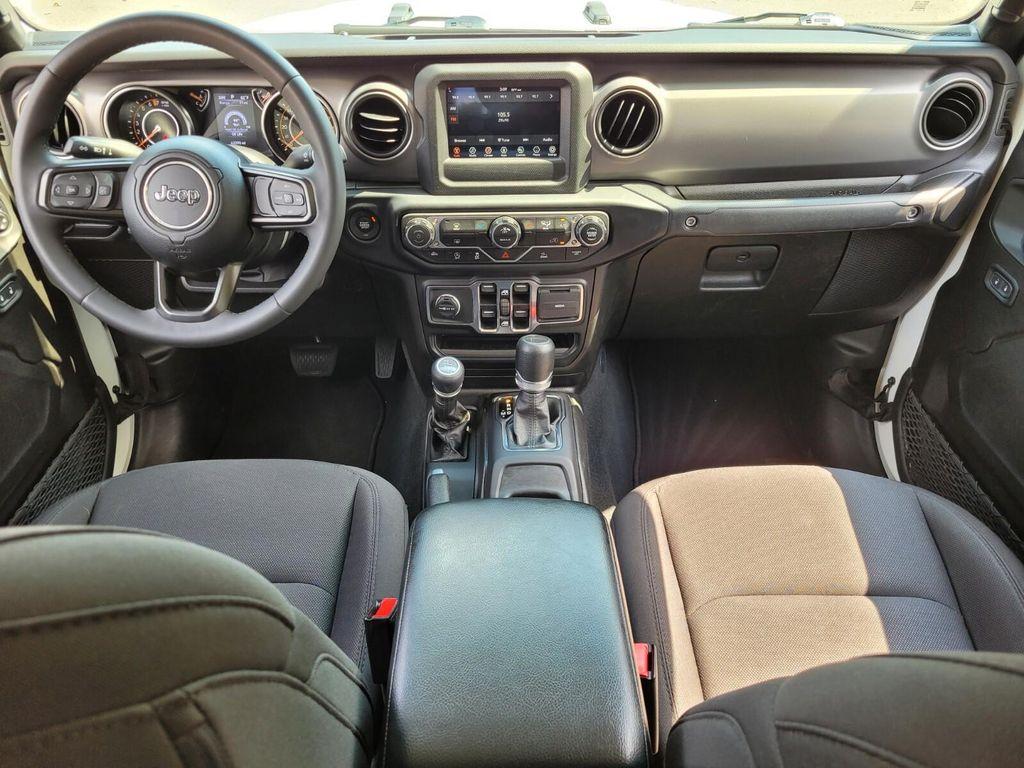 used 2023 Jeep Gladiator car, priced at $27,276