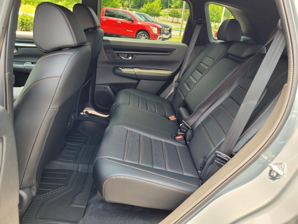 new 2026 Honda CR-V Hybrid car, priced at $40,575