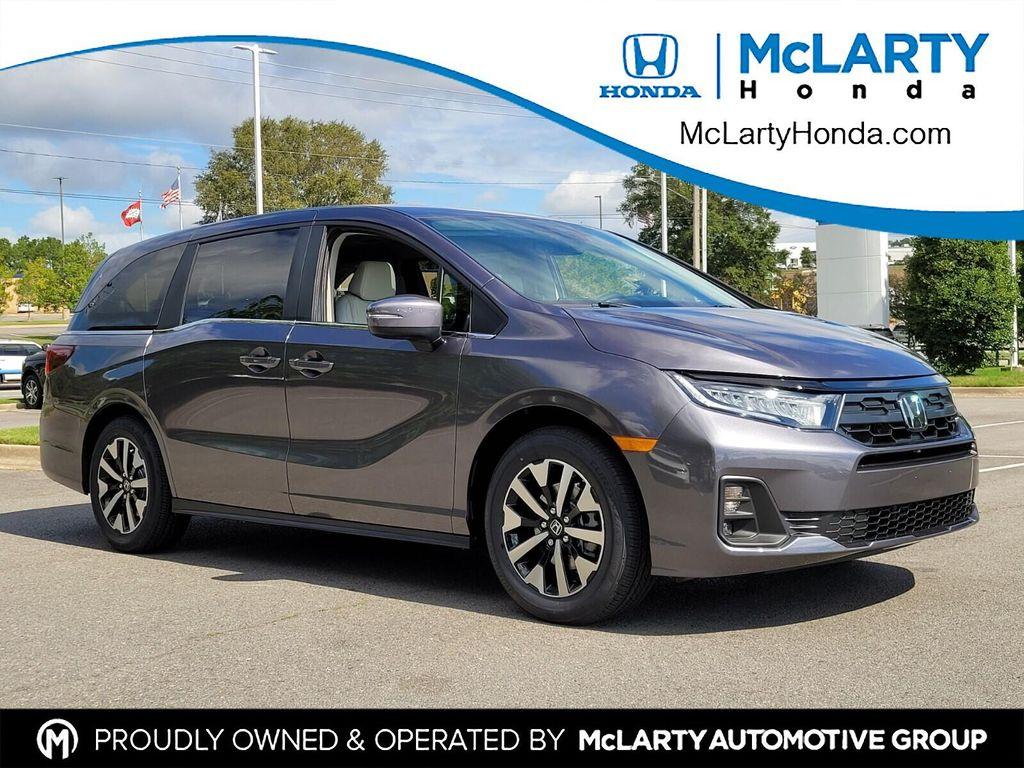 new 2026 Honda Odyssey car, priced at $44,290