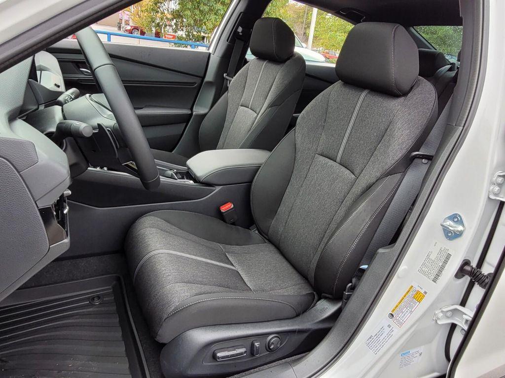 new 2025 Honda Accord Hybrid car, priced at $33,801