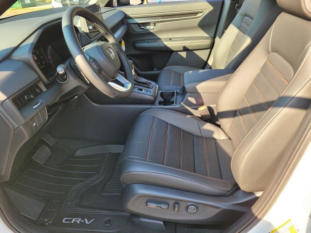 new 2026 Honda CR-V Hybrid car, priced at $40,630