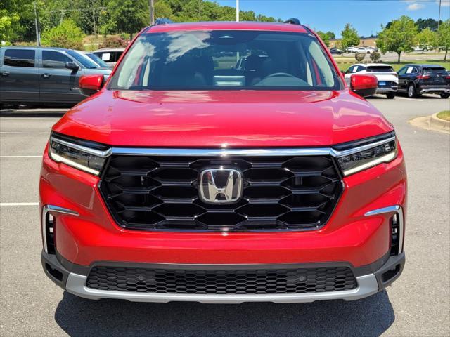 new 2025 Honda Pilot car, priced at $53,205