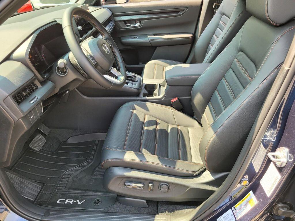 new 2026 Honda CR-V Hybrid car, priced at $38,761