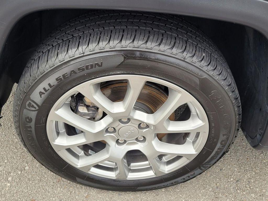 used 2022 Jeep Compass car, priced at $18,121