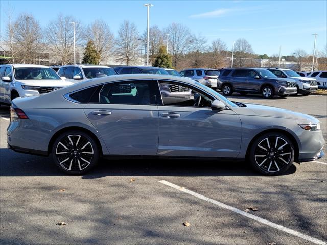 new 2025 Honda Accord Hybrid car, priced at $40,850