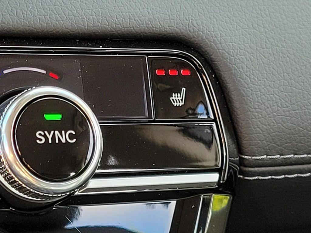 new 2025 Honda Pilot car, priced at $47,550