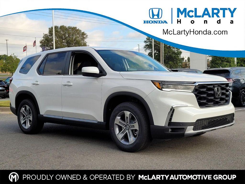 new 2025 Honda Pilot car, priced at $47,550
