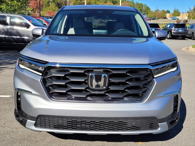 new 2025 Honda Pilot car, priced at $46,008