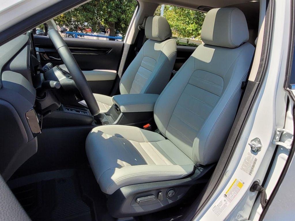 used 2025 Honda CR-V car, priced at $35,670