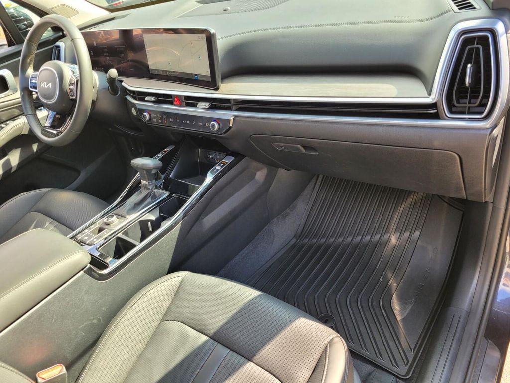 used 2025 Kia Sorento car, priced at $38,460
