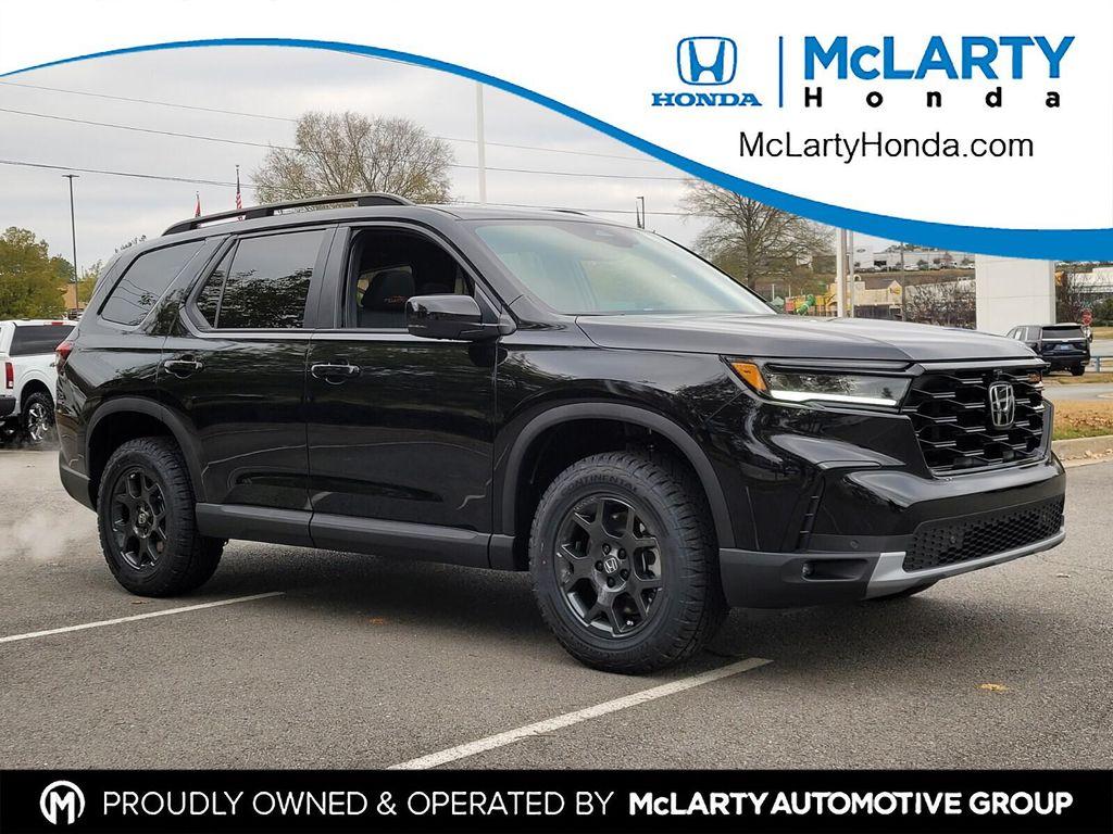new 2025 Honda Pilot car, priced at $47,933
