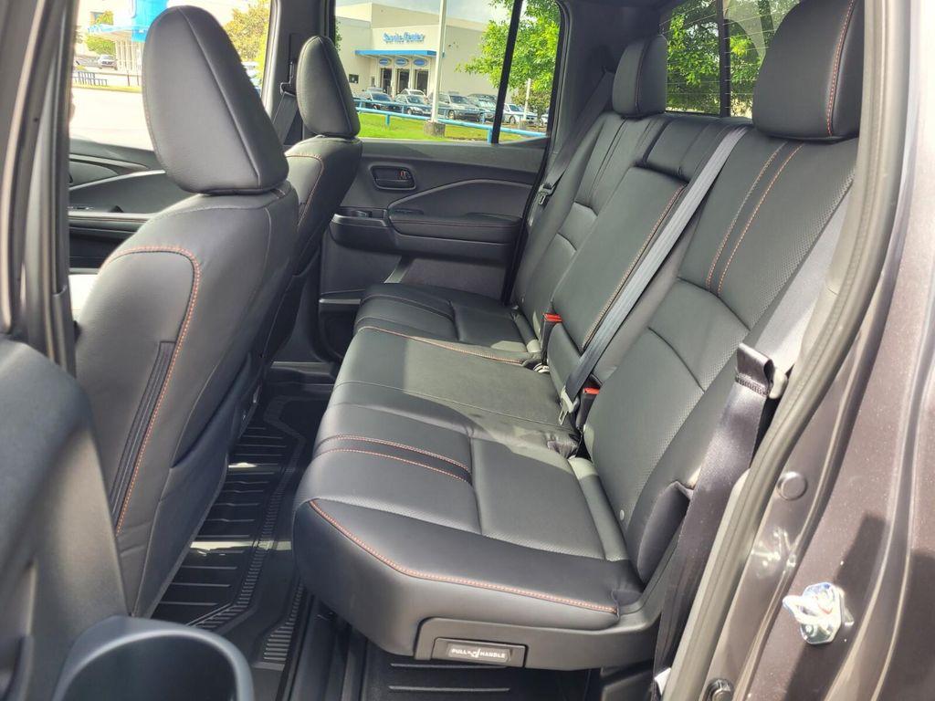 new 2025 Honda Ridgeline car, priced at $44,117