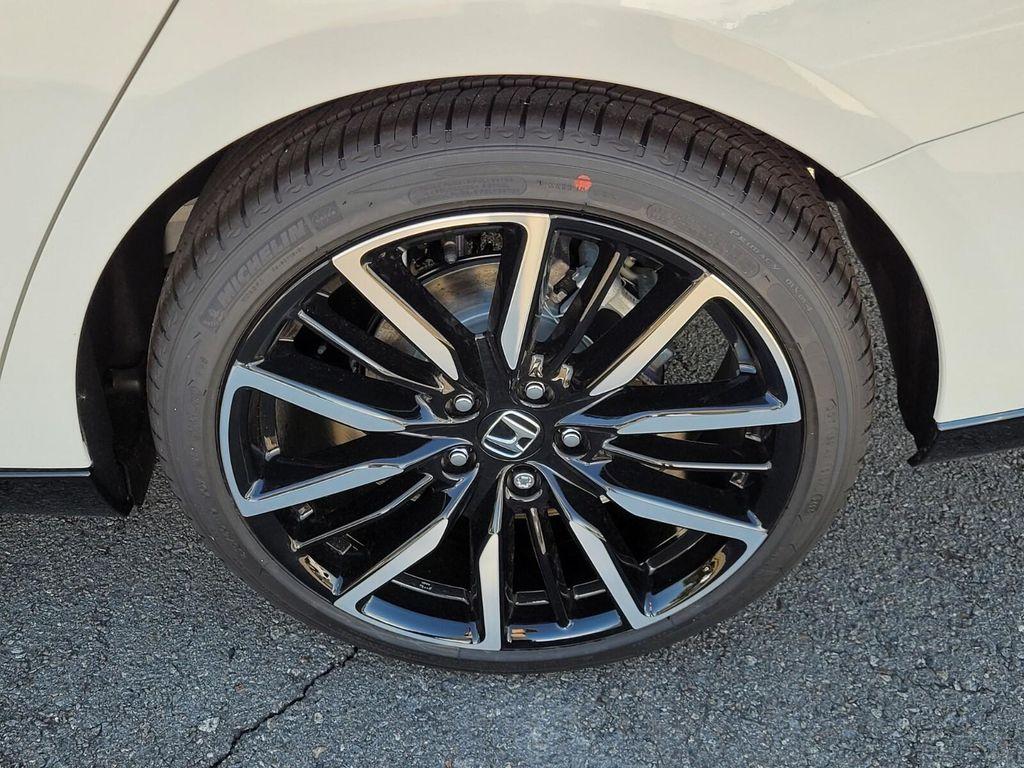 new 2025 Honda Accord Hybrid car, priced at $38,198