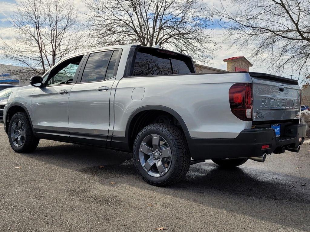 new 2025 Honda Ridgeline car, priced at $44,117