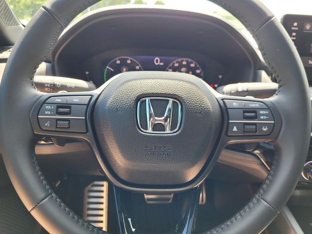 new 2025 Honda Accord Hybrid car, priced at $35,218