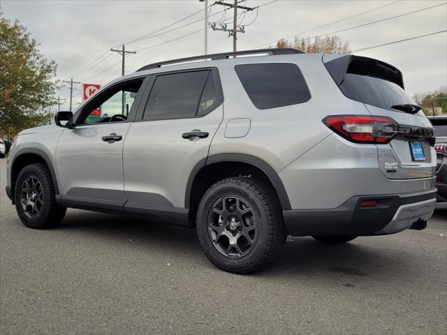 new 2025 Honda Pilot car, priced at $49,274