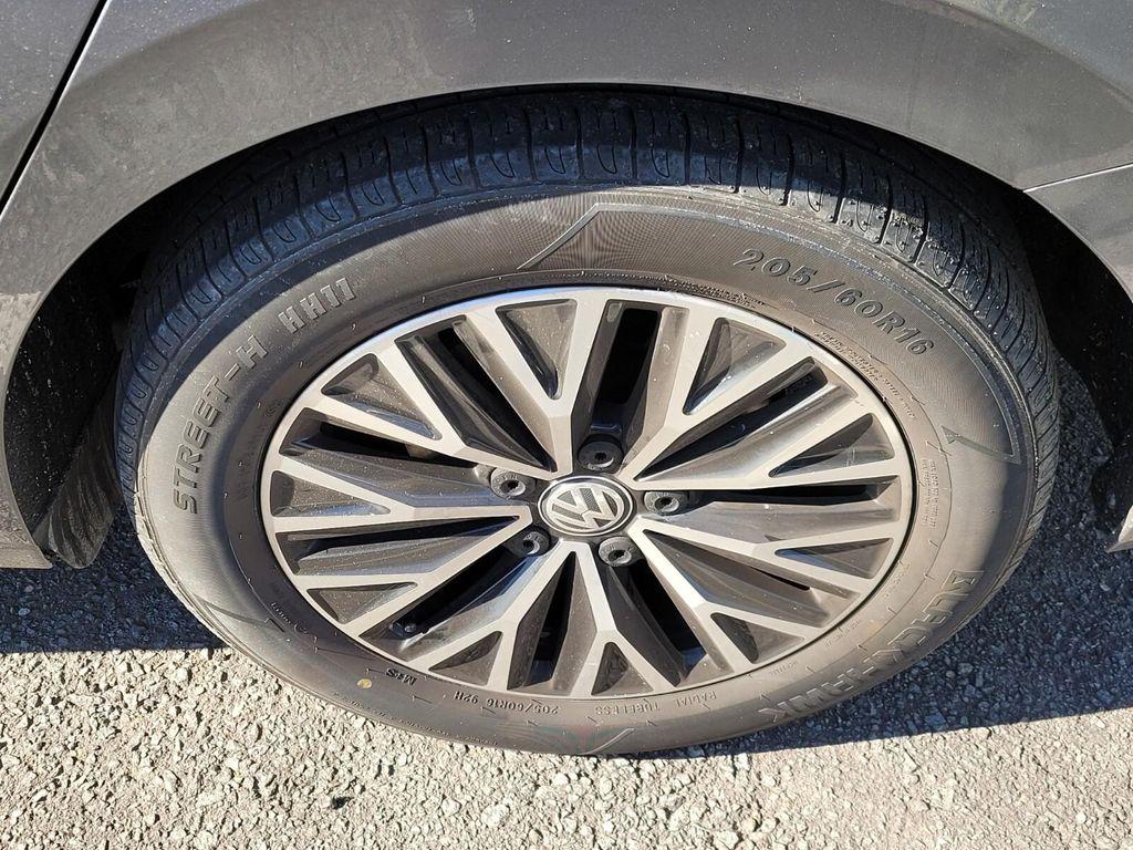 used 2021 Volkswagen Jetta car, priced at $12,300