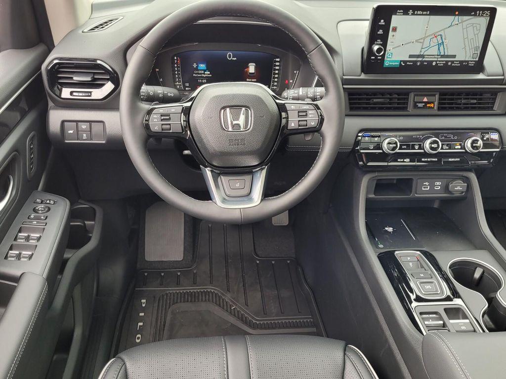 new 2025 Honda Pilot car, priced at $56,490