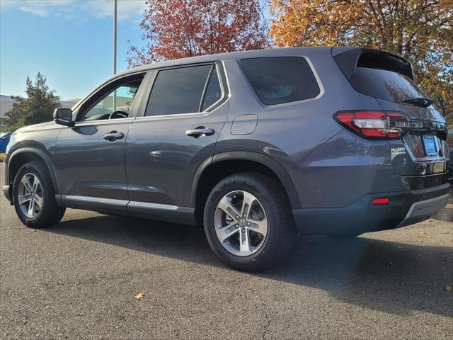 new 2025 Honda Pilot car, priced at $42,299