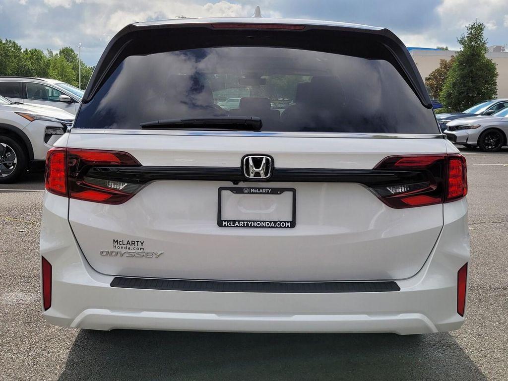 new 2026 Honda Odyssey car, priced at $44,700