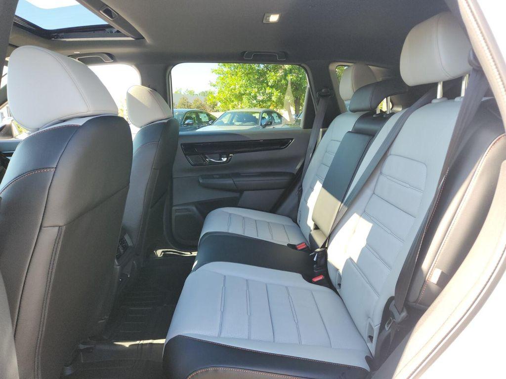 new 2026 Honda CR-V Hybrid car, priced at $44,155