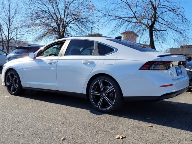 new 2025 Honda Accord Hybrid car, priced at $35,205