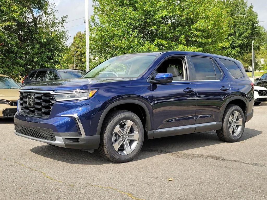 new 2025 Honda Pilot car, priced at $44,995