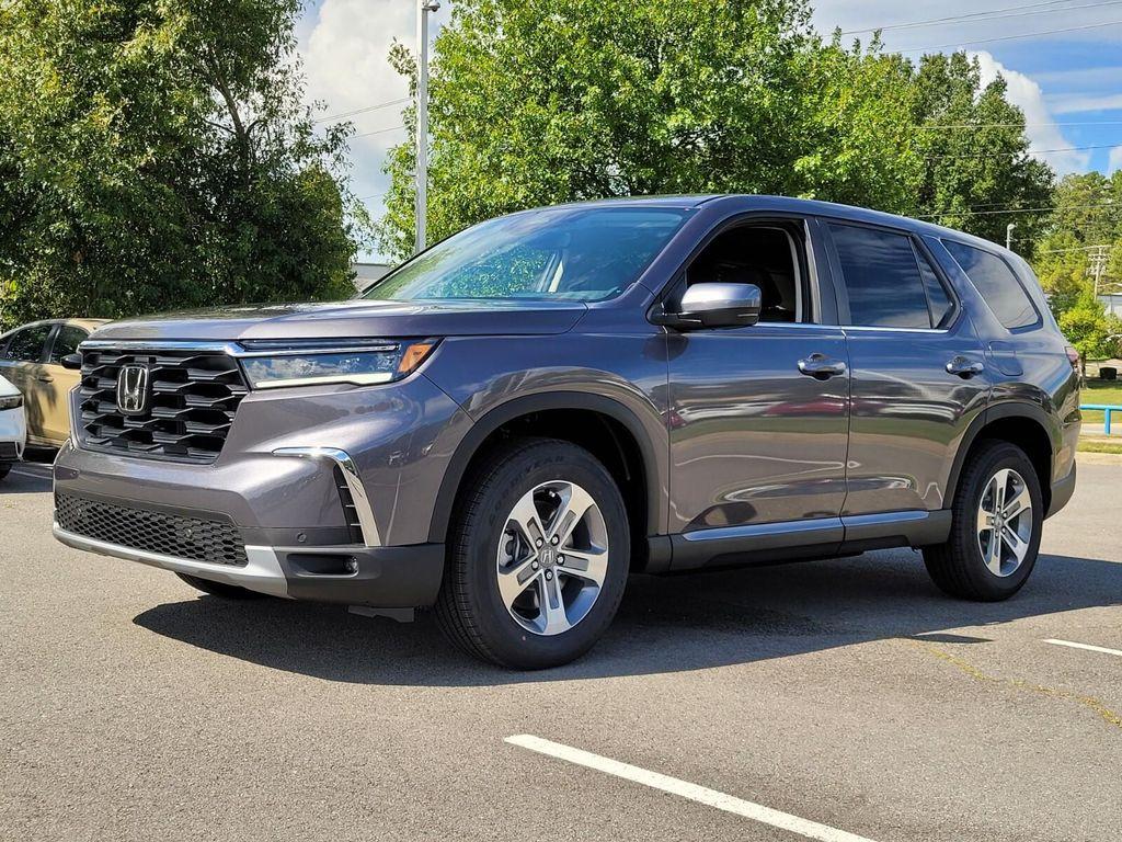 new 2025 Honda Pilot car, priced at $47,095