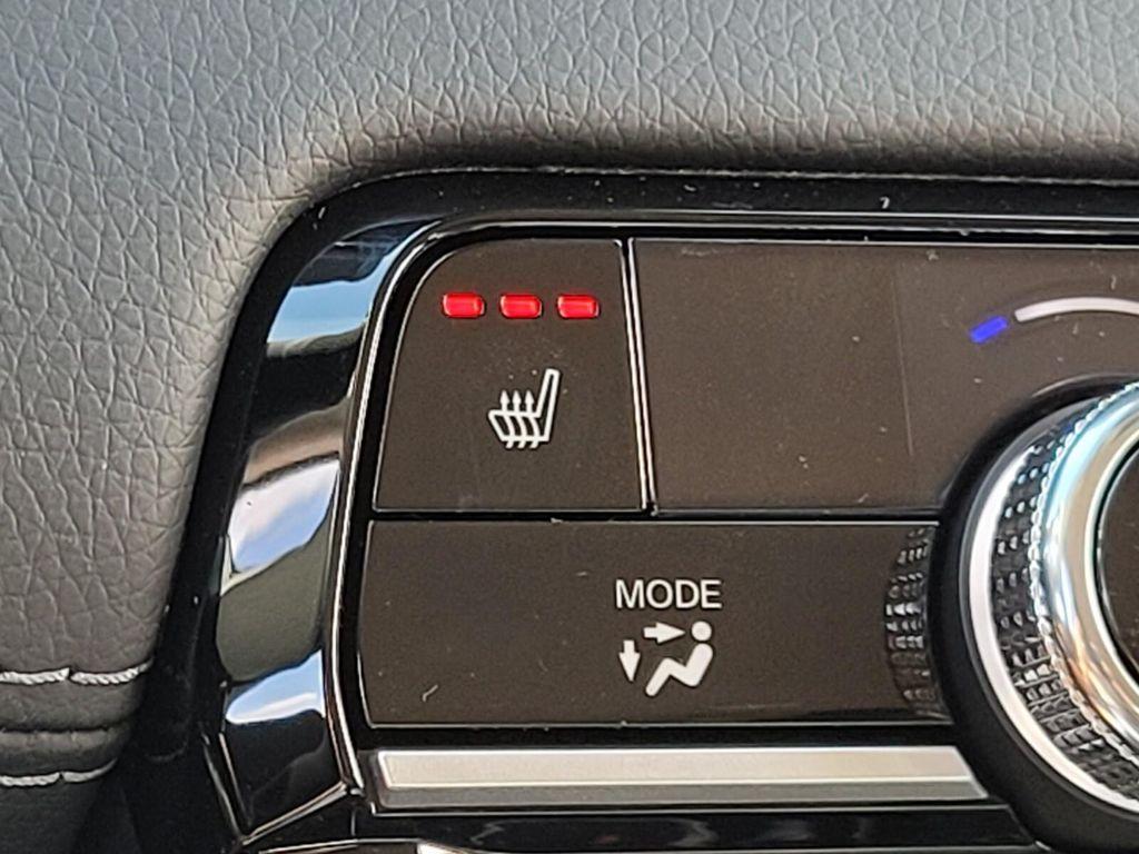 new 2025 Honda Pilot car, priced at $47,095