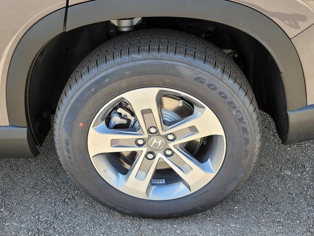 new 2025 Honda Pilot car, priced at $47,095