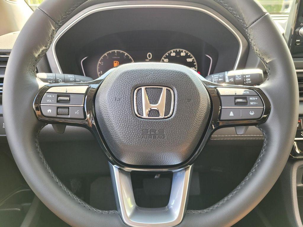 new 2025 Honda Pilot car, priced at $47,095