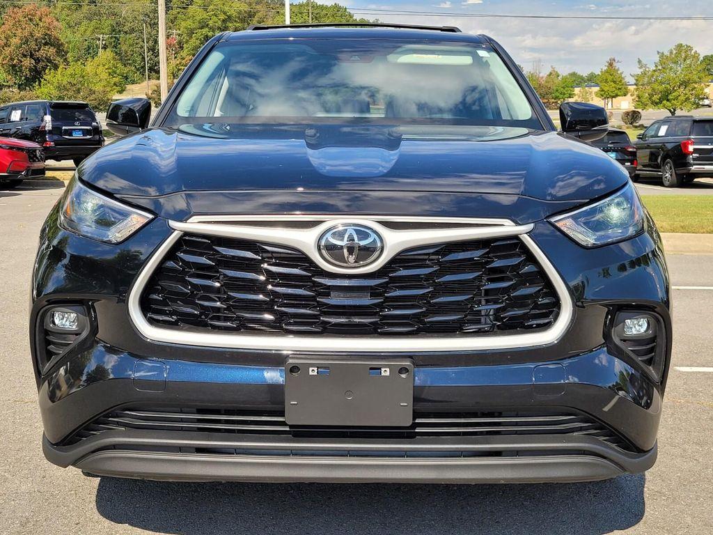 used 2023 Toyota Highlander car, priced at $31,000