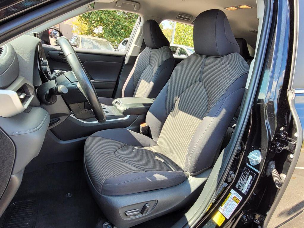 used 2023 Toyota Highlander car, priced at $31,000