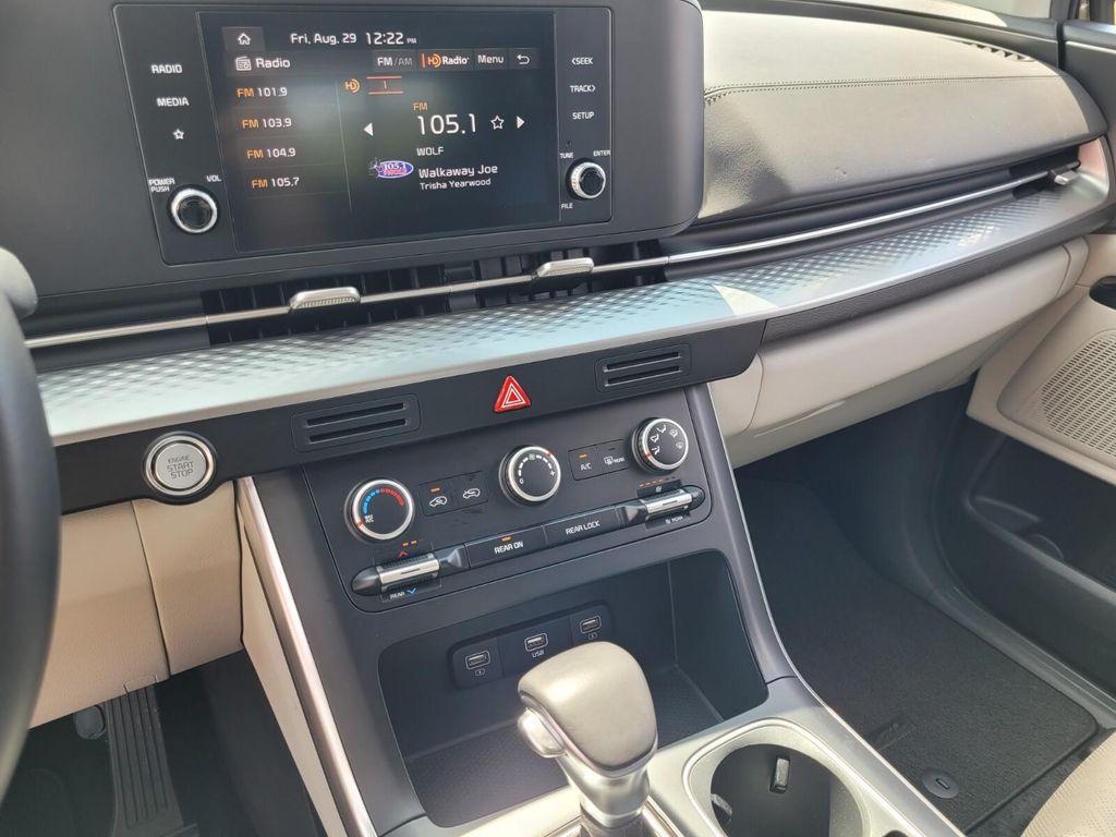 used 2024 Kia Carnival car, priced at $30,746