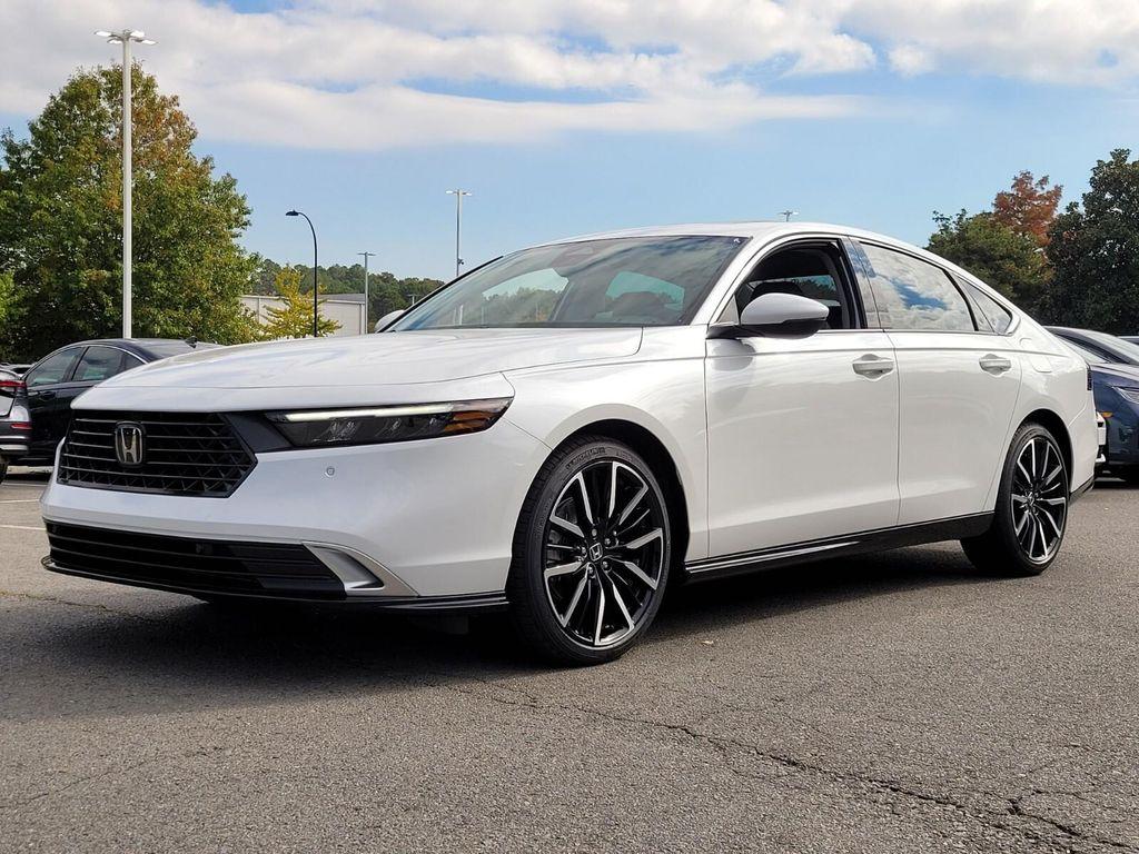 new 2025 Honda Accord Hybrid car, priced at $38,198