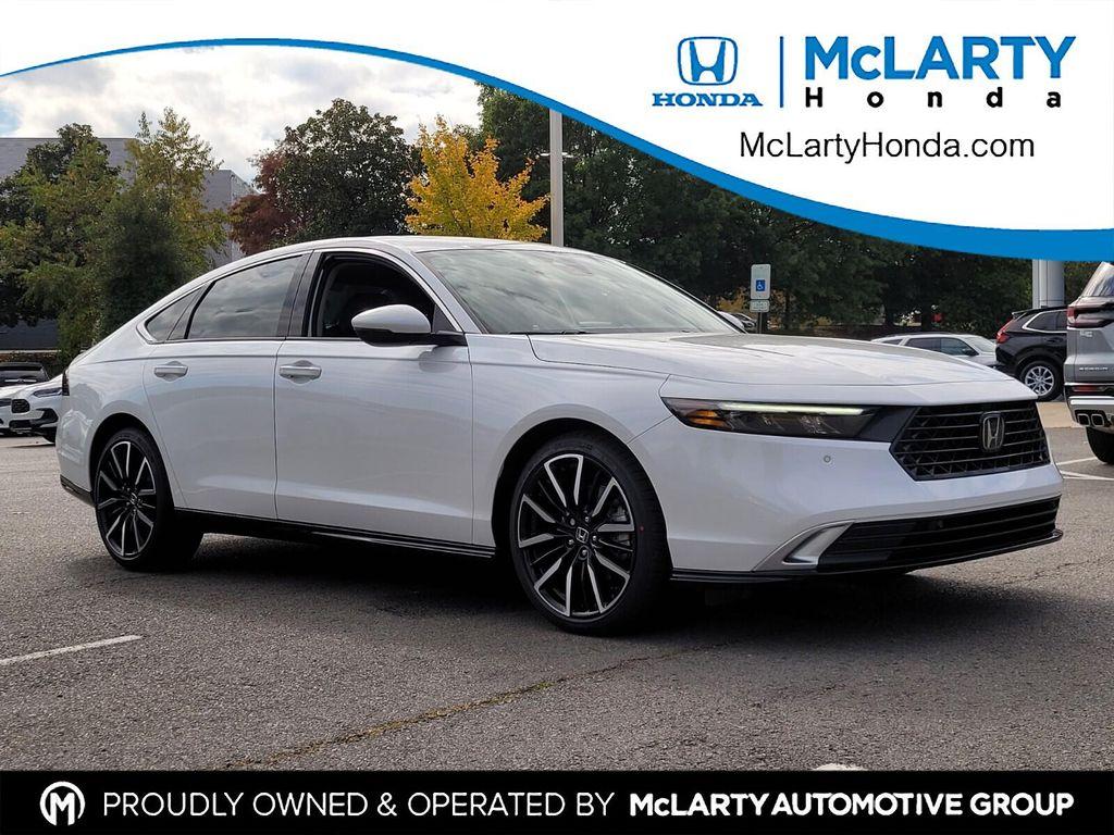 new 2025 Honda Accord Hybrid car, priced at $38,198