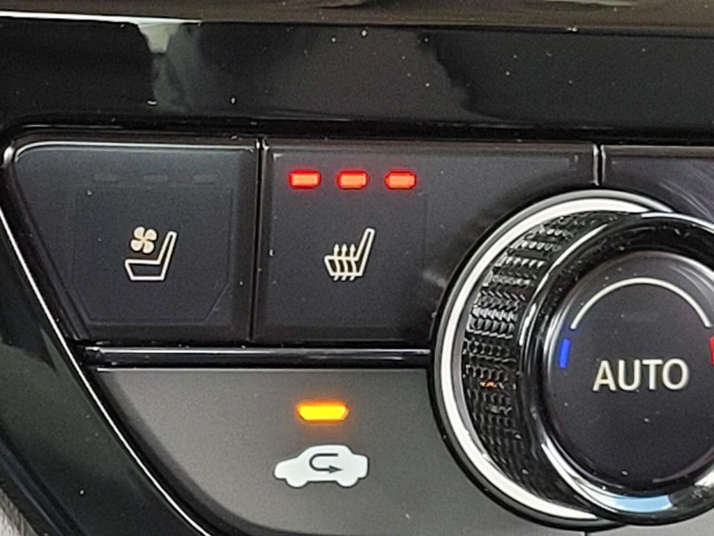 new 2025 Honda Accord Hybrid car, priced at $38,198