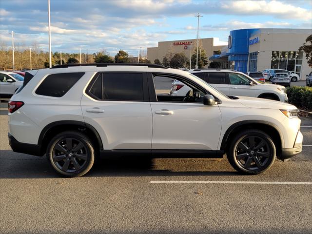 new 2025 Honda Pilot car, priced at $42,290