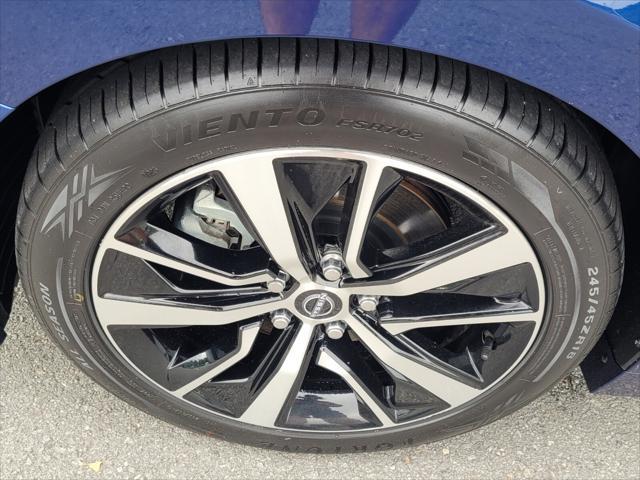 used 2023 Nissan Maxima car, priced at $22,810