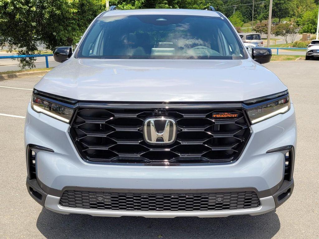 new 2025 Honda Pilot car, priced at $48,315