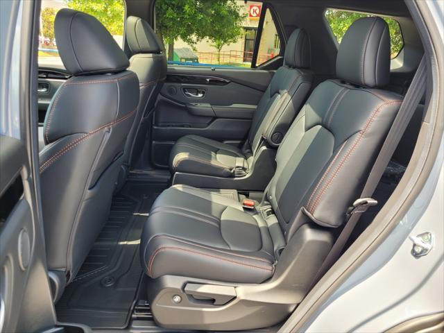 new 2025 Honda Pilot car, priced at $49,314