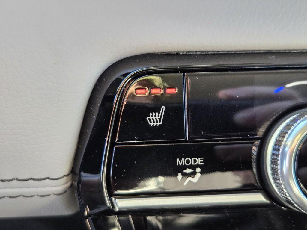 new 2025 Honda Pilot car, priced at $50,895