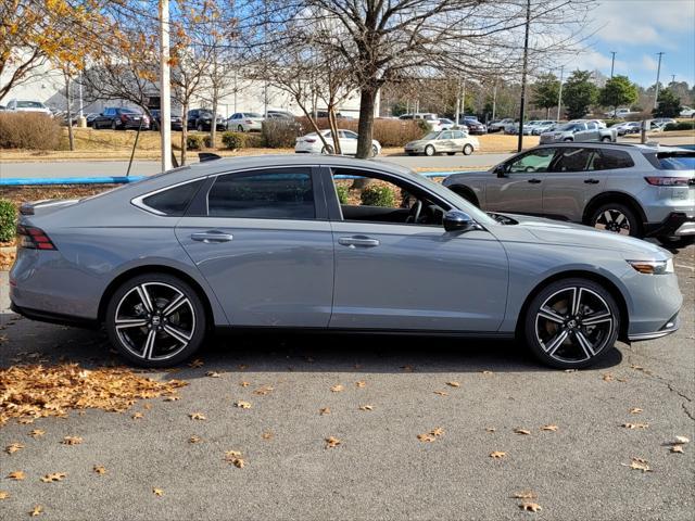 new 2025 Honda Accord Hybrid car, priced at $35,205