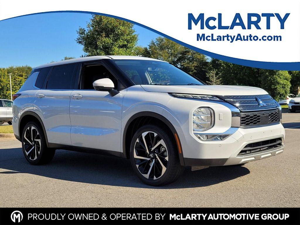 used 2024 Mitsubishi Outlander car, priced at $23,500